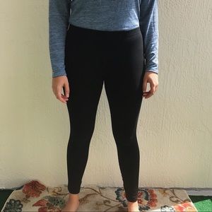 ✨H&M black leggings✨